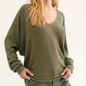 Free People Santa Clara Thermal Long Sleeve V Neck Top Green Oversized Small